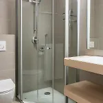 伊甸公园酒店 3*